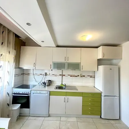 Апартаменти Center 34 *