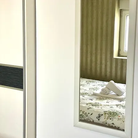 Center 34 波德戈里察